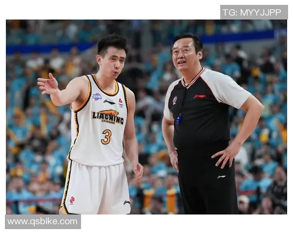 2017年CBA山东队与深圳队激战回顾精彩瞬间与赛季亮点分析